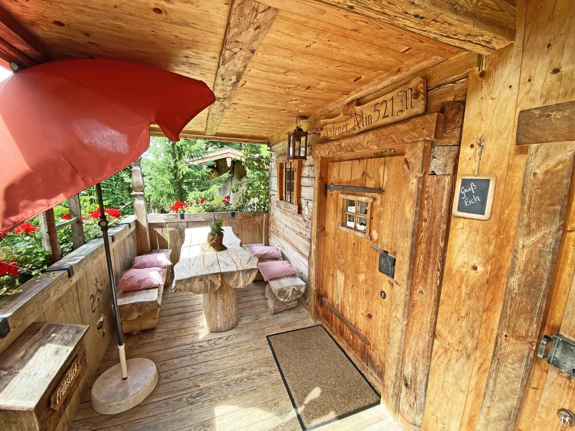 Eco Friendly Chalet Near The Lake In Asten Tittmoning Exteriör bild