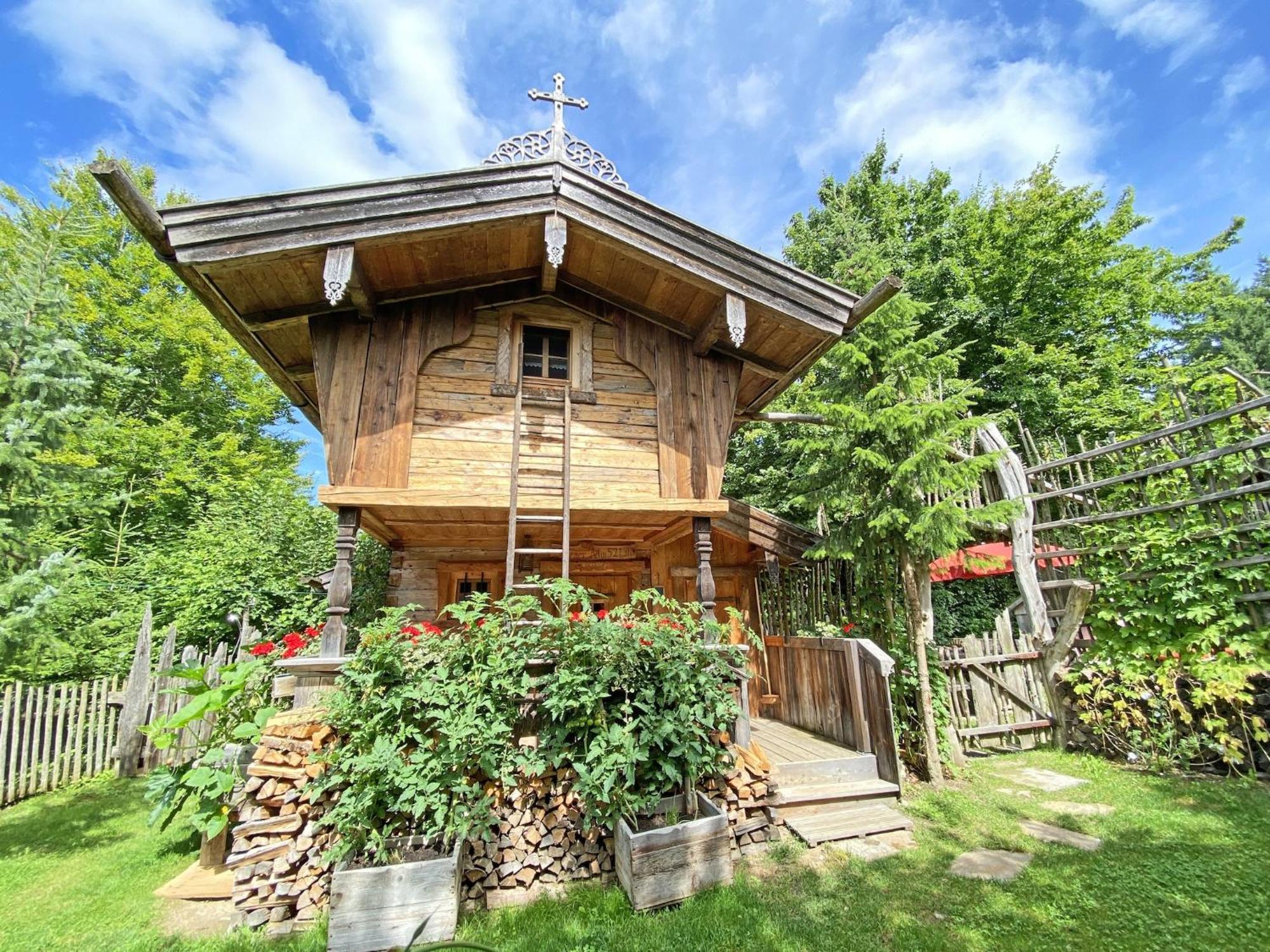 Eco Friendly Chalet Near The Lake In Asten Tittmoning Exteriör bild