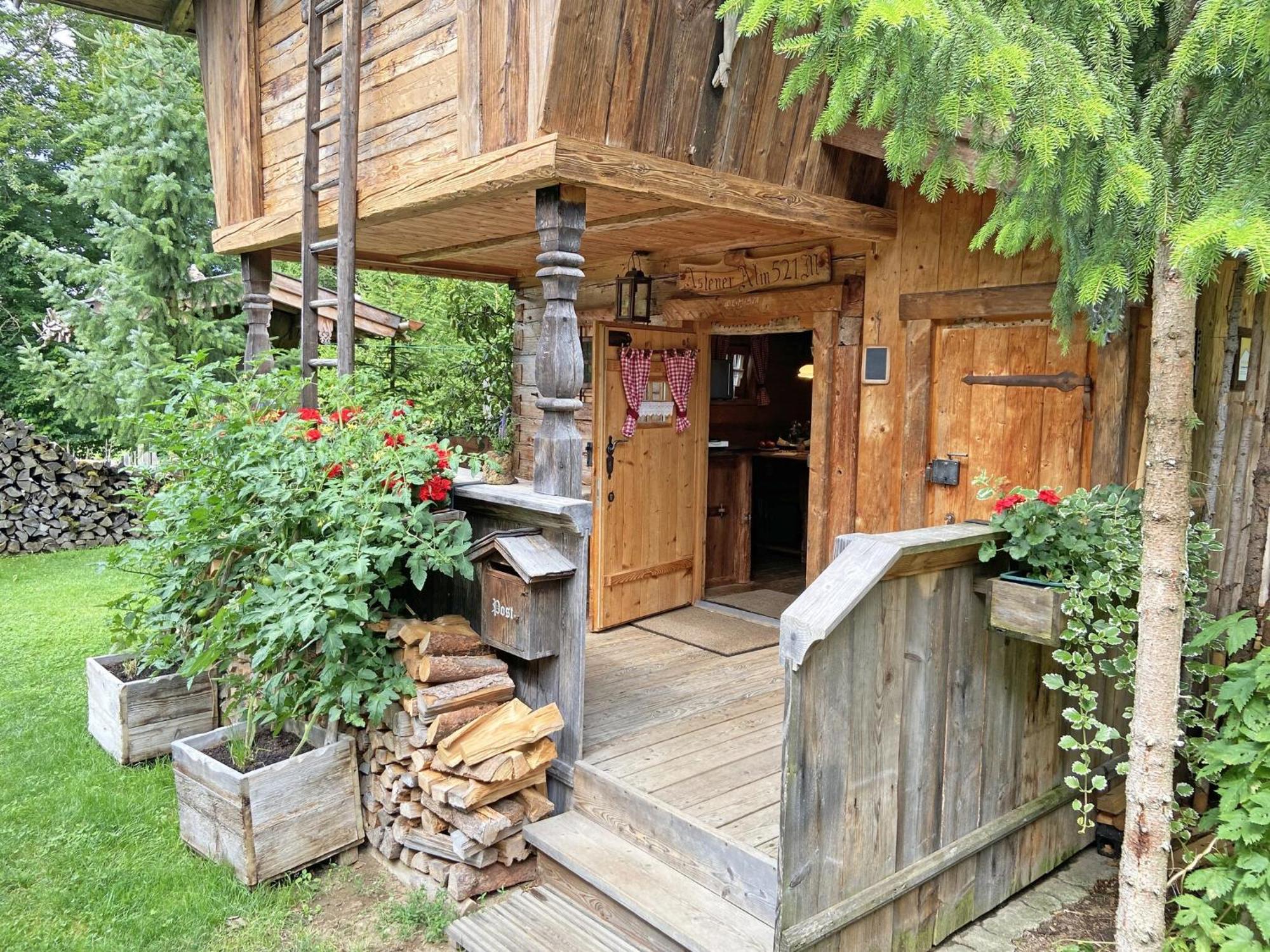Eco Friendly Chalet Near The Lake In Asten Tittmoning Exteriör bild